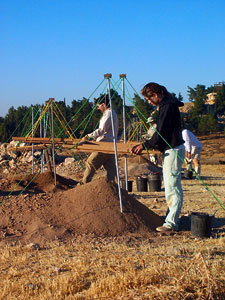 Steve Salcido and Christina Widmer sifting along a long line of sifts for Fields A and H