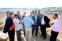 The entire group being briefed on the issues